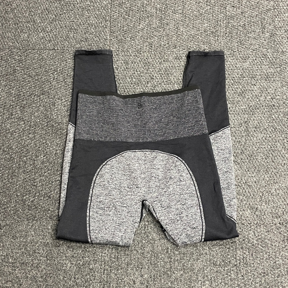 Thirdlove flex seamless compression leggings heat… - image 3